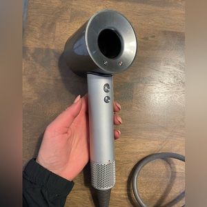 Dyson super sonic hair dryer